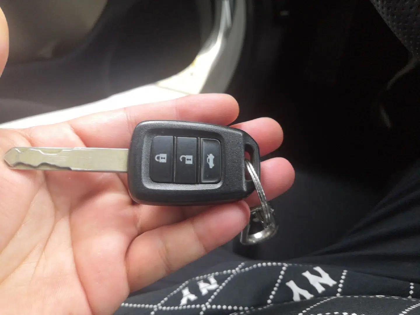 Honda City 2017 1.5L CVT Comfort Version — миниатюра 12