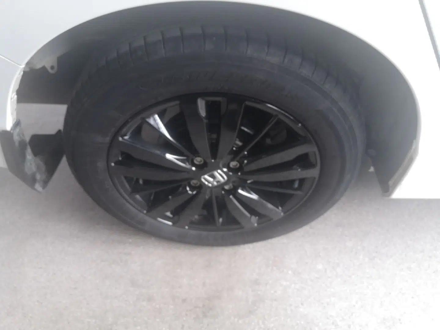 Honda City 2017 1.5L CVT Comfort Version — миниатюра 10