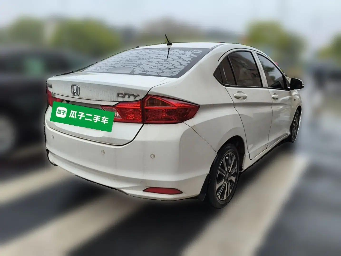 Honda City 2019 1.5L CVT Dynamic Edition — миниатюра 6