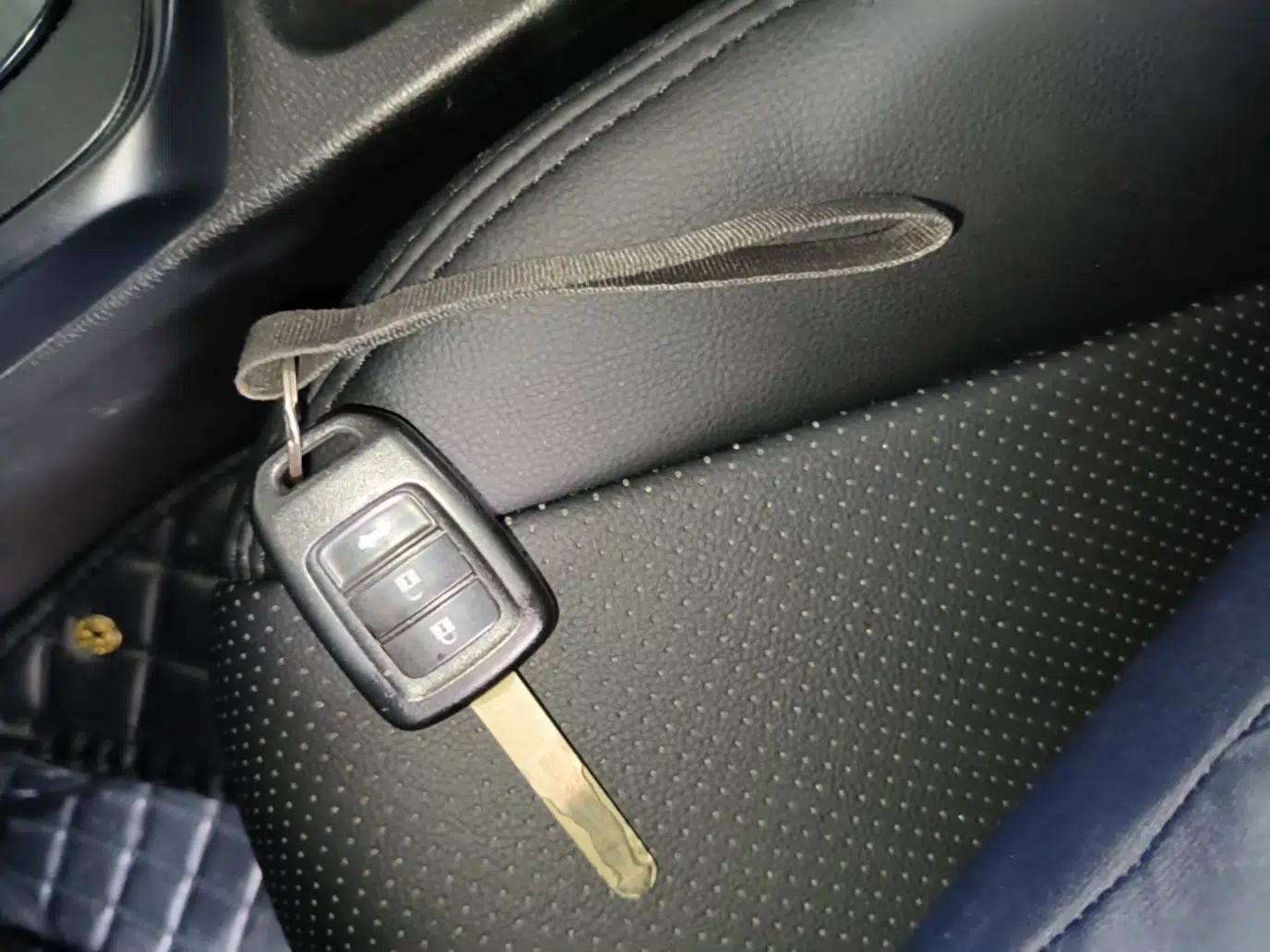 Honda City 2015 1.5L CVT Comfort Version — миниатюра 12