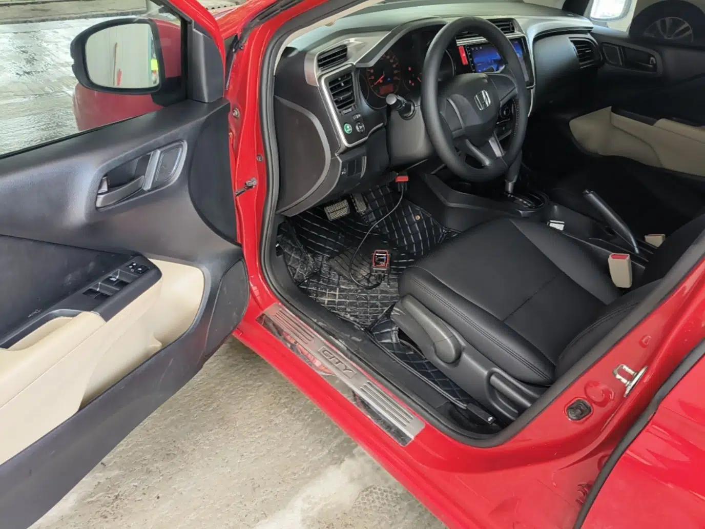Honda City 2015 1.5L CVT Comfort Version — миниатюра 19