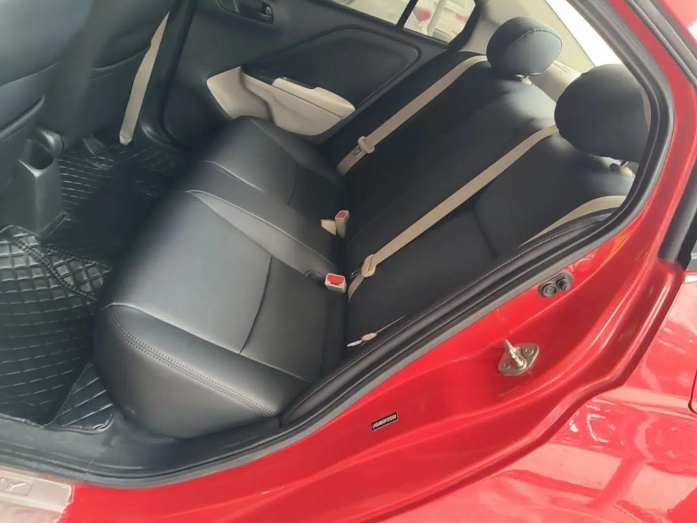 Honda City 2015 1.5L CVT Comfort Version — миниатюра 20