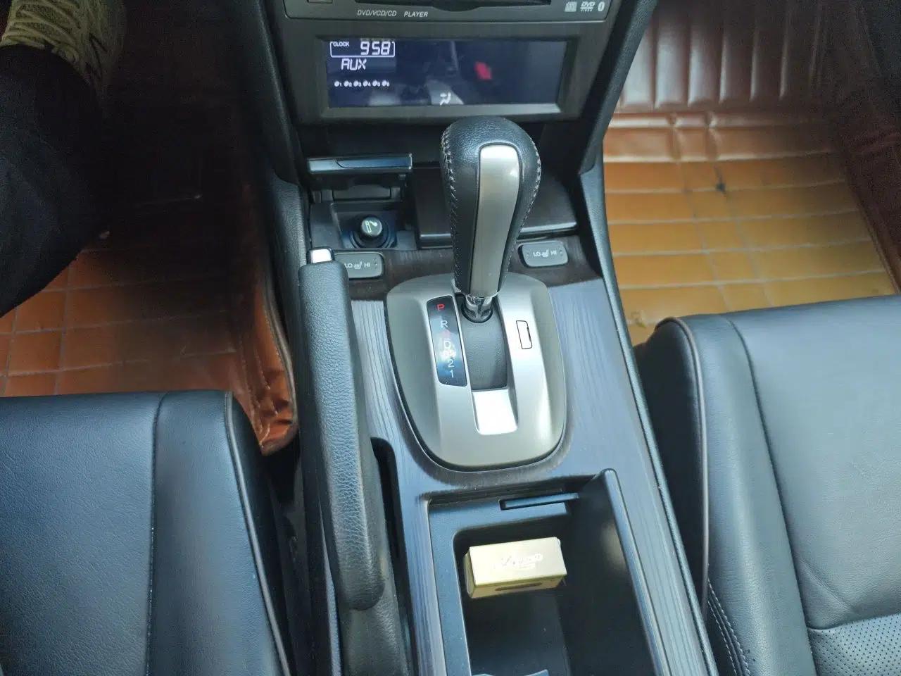 Honda Crosstour 2012 2.4L Prestige Edition — миниатюра 15