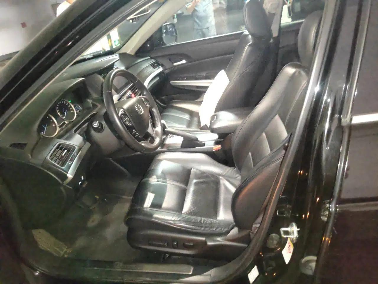 Honda Crosstour 2014 2.4L Luxury Edition — миниатюра 16