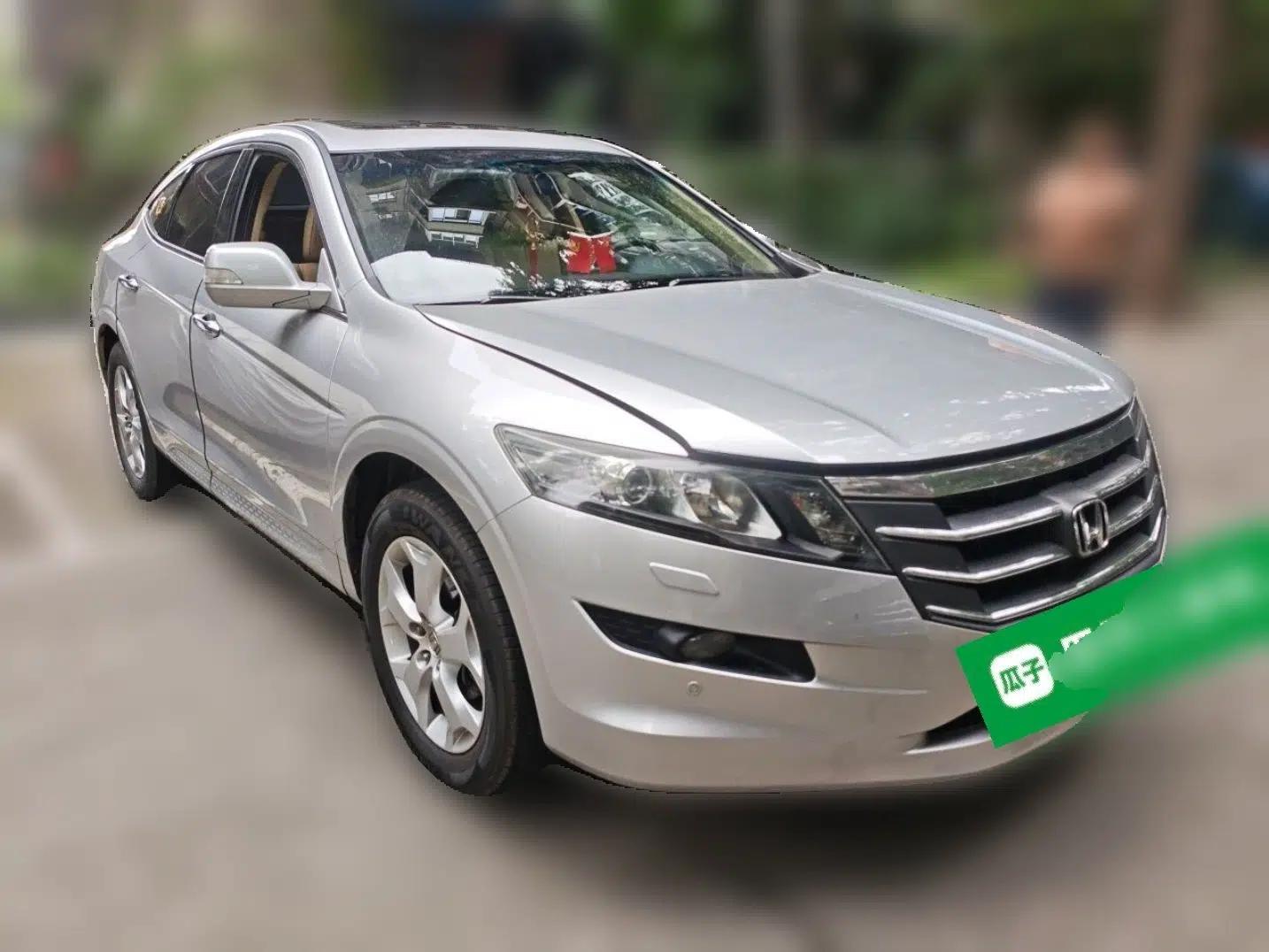 Honda Crosstour 2012 2.4L Prestige Edition — миниатюра 3