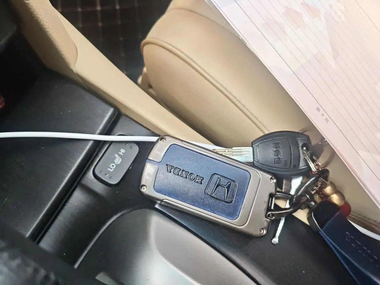 Honda Crosstour 2012 2.4L Prestige Edition — миниатюра 9
