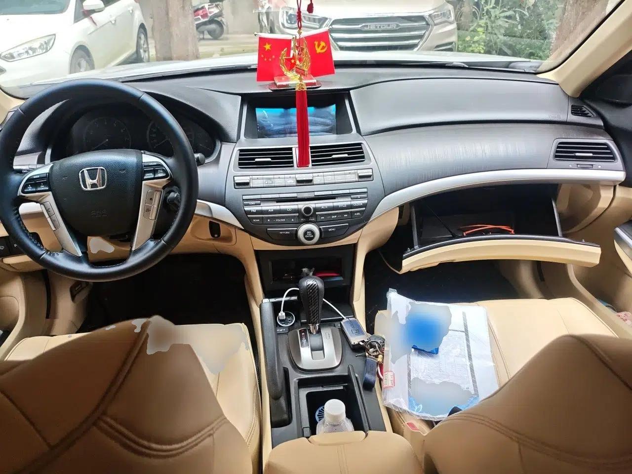 Honda Crosstour 2012 2.4L Prestige Edition — миниатюра 10