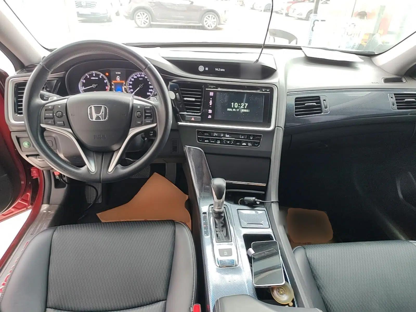 Honda Spirior 2015 2.0L Prestige Edition — миниатюра 13