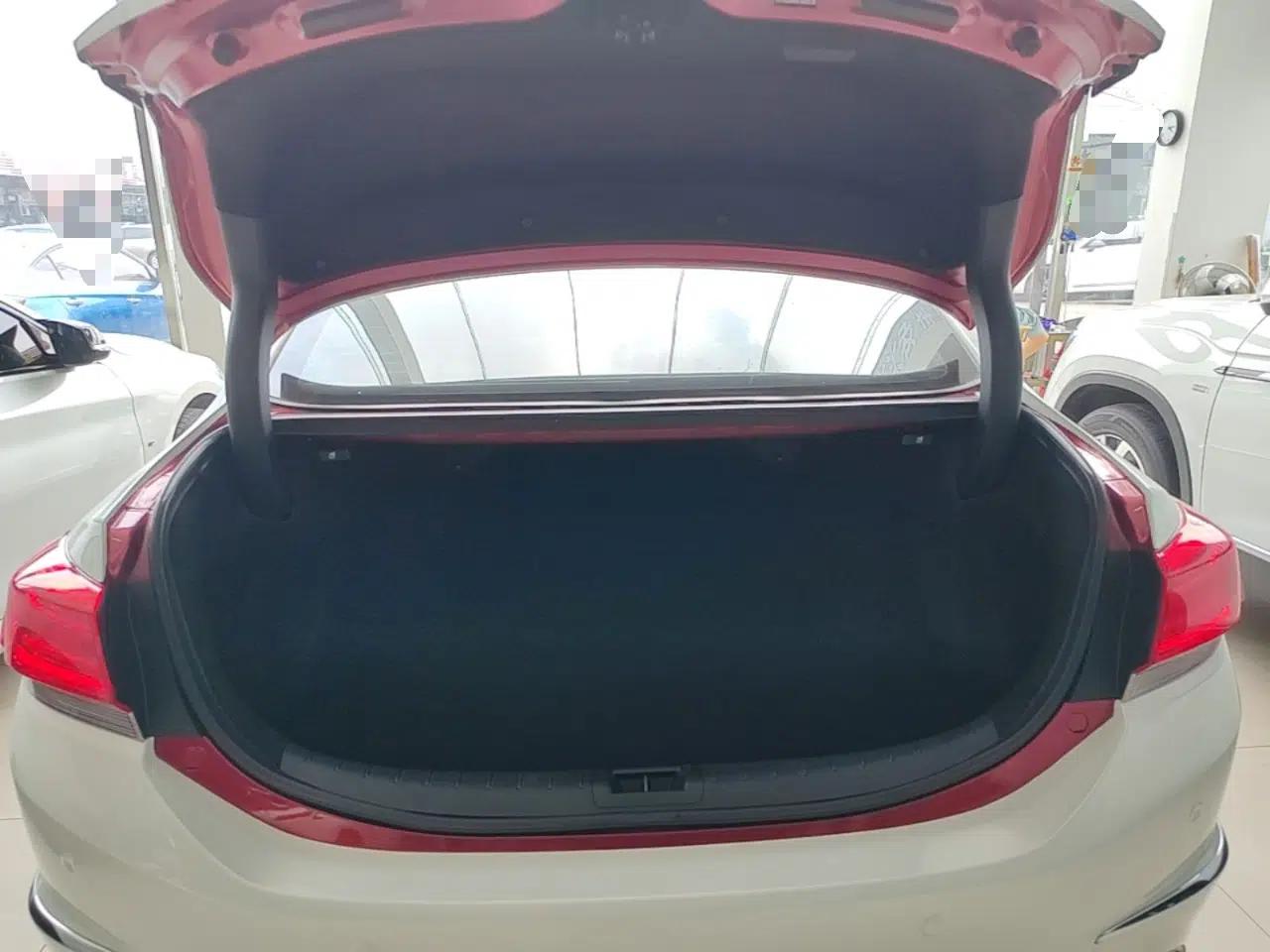 Honda Spirior 2015 2.0L Prestige Edition — миниатюра 22