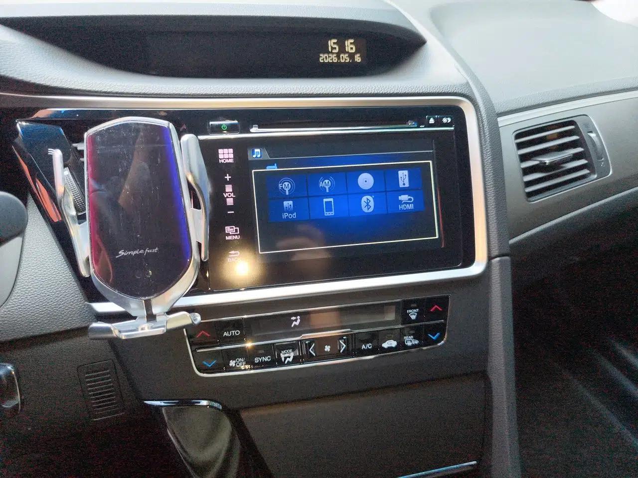 Honda Spirior 2015 2.0L Prestige Edition — миниатюра 14