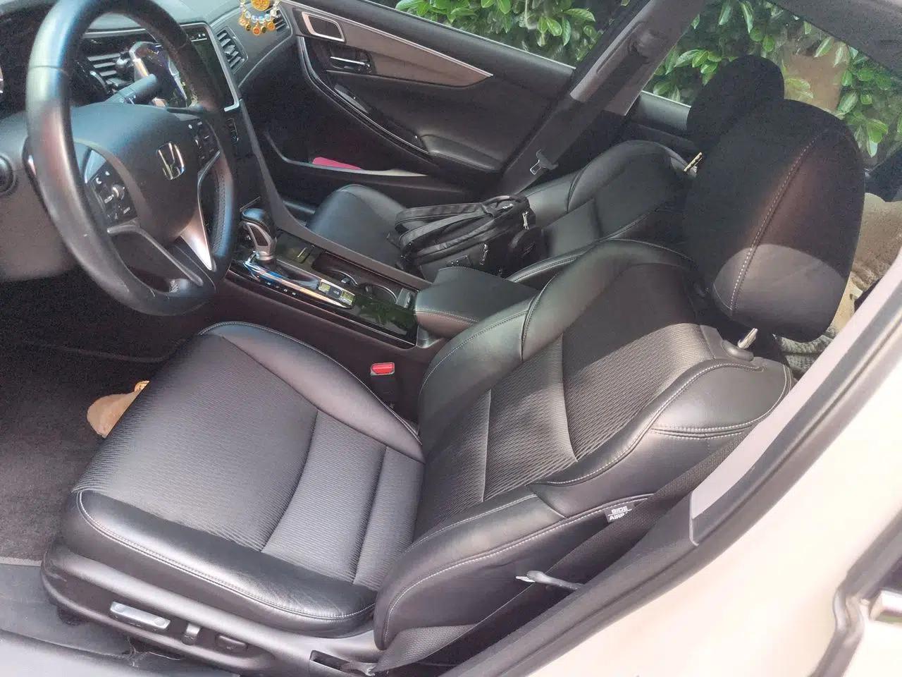 Honda Spirior 2015 2.0L Prestige Edition — миниатюра 16