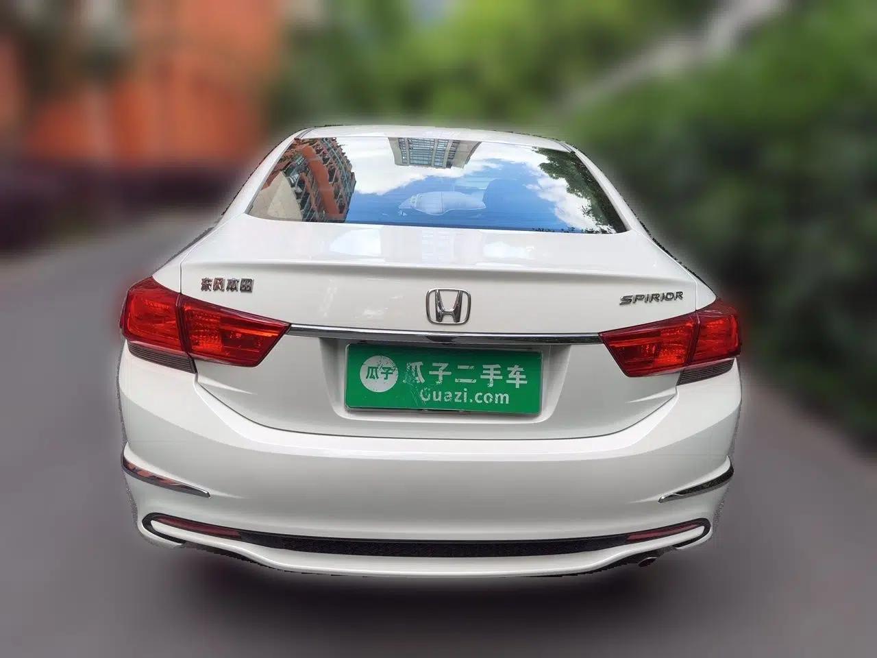 Honda Spirior 2015 2.0L Prestige Edition — миниатюра 5