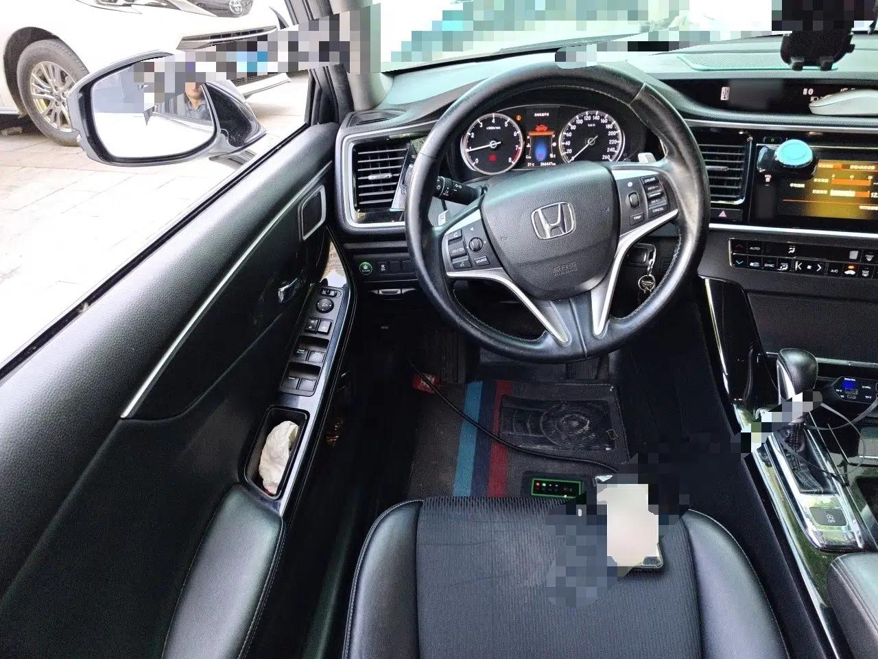 Honda Spirior 2017 2.0L Classic Edition — миниатюра 11