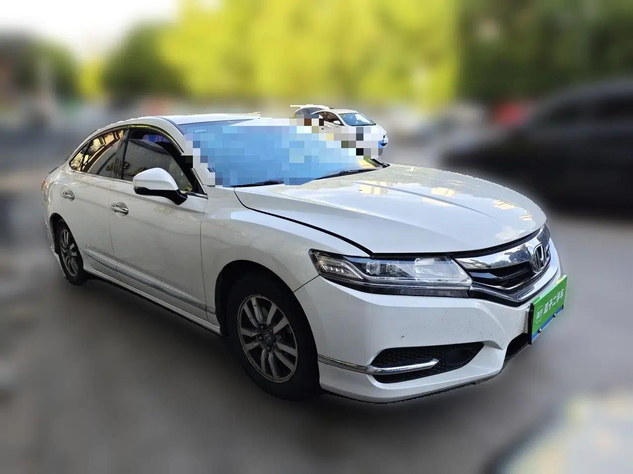 Honda Spirior 2017 2.0L Classic Edition — миниатюра 3