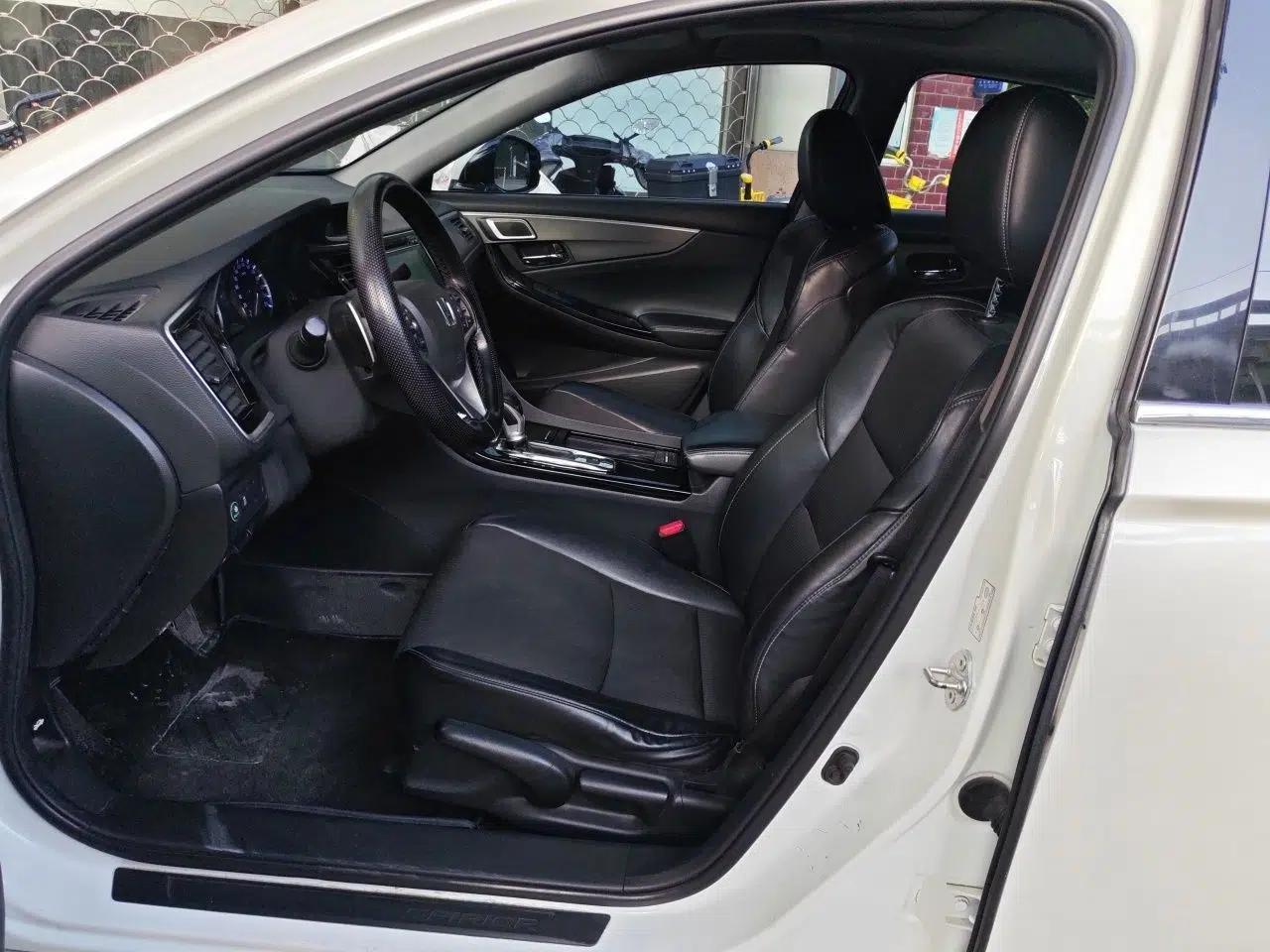 Honda Spirior 2017 2.0L Classic Edition — миниатюра 16