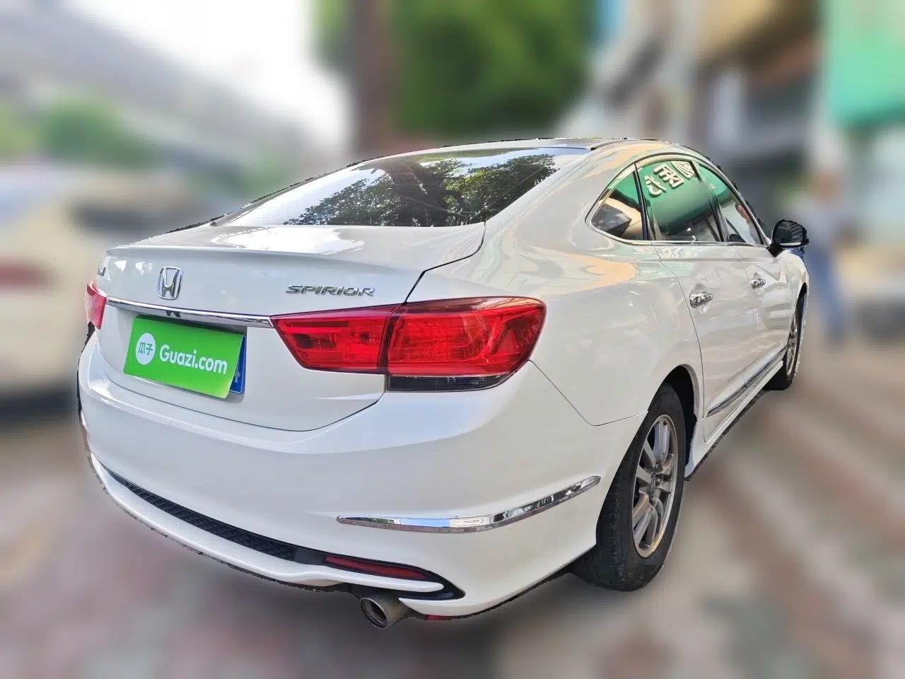 Honda Spirior 2017 2.0L Classic Edition — миниатюра 6