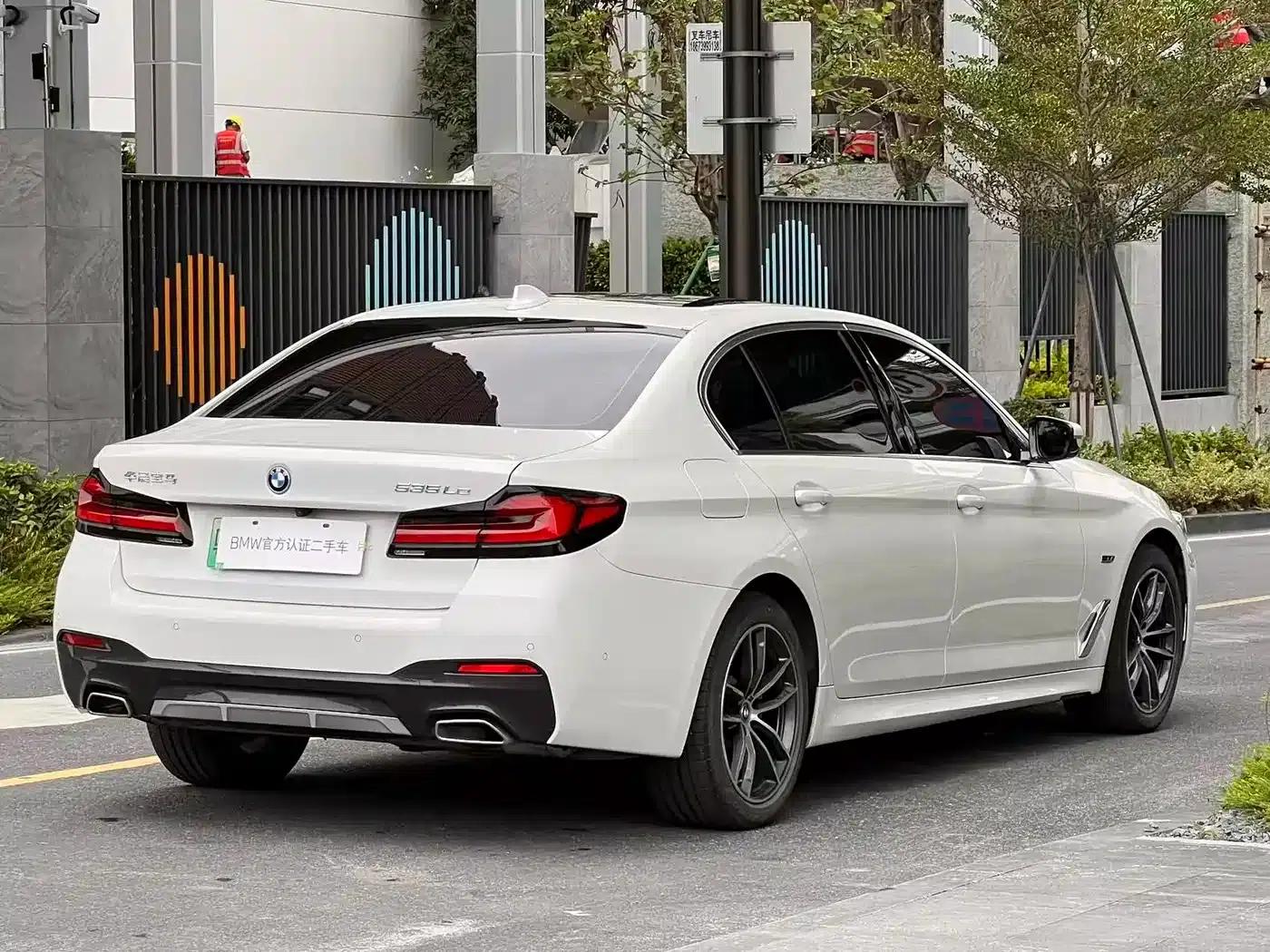 BMW 5 Series PHEV 2022 Facelift 535Le Pioneer Edition M Sport Package — миниатюра 4