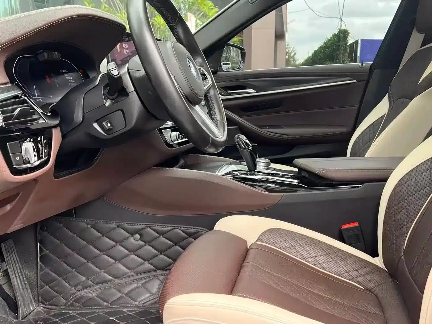 BMW 5 Series PHEV 2022 Facelift 535Le Pioneer Edition M Sport Package — миниатюра 9
