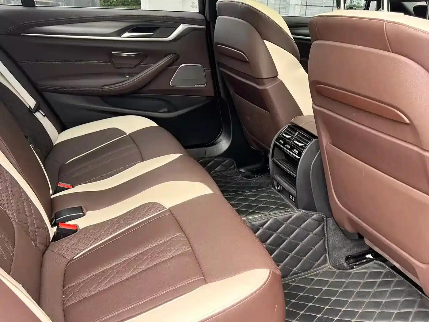 BMW 5 Series PHEV 2022 Facelift 535Le Pioneer Edition M Sport Package — миниатюра 10