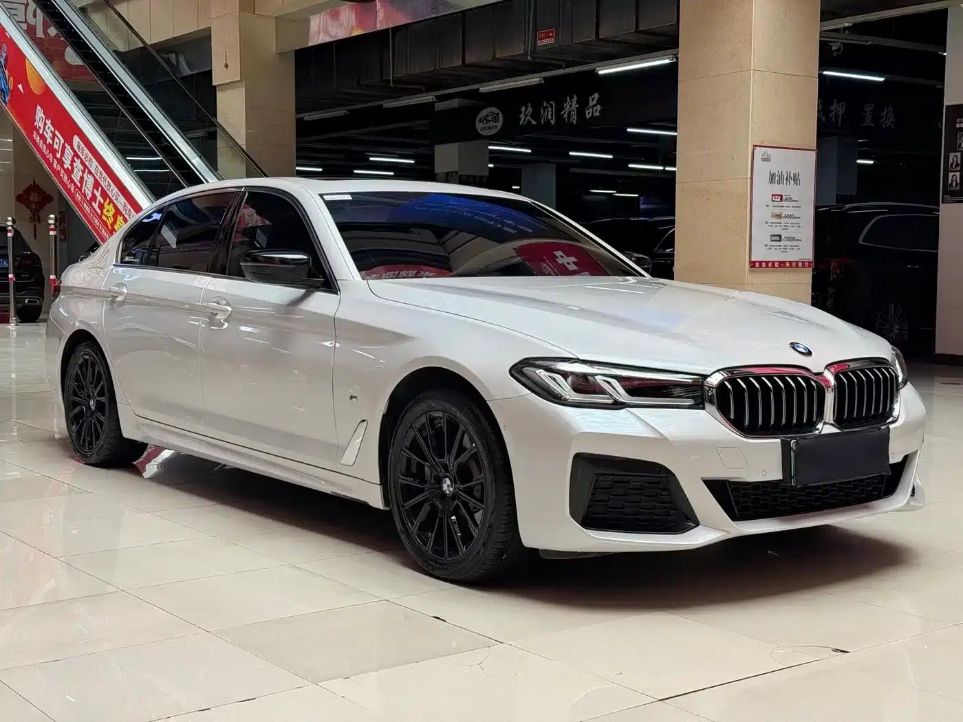 BMW 5 Series PHEV 2021 535Le M Sport Package — миниатюра 3