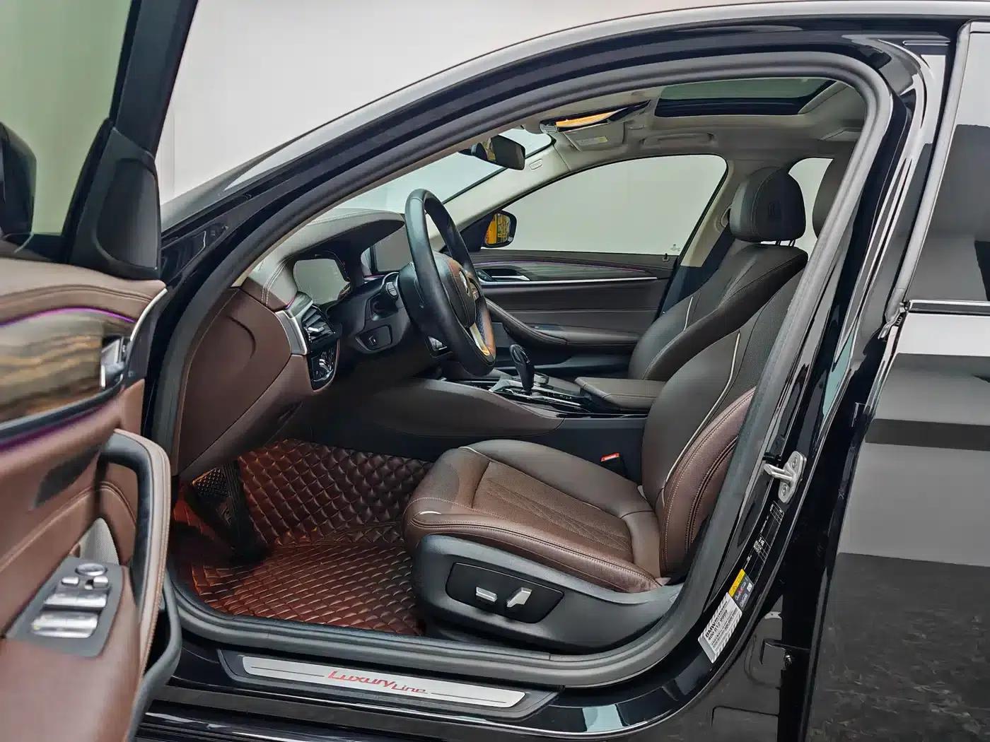 BMW 5 Series PHEV 2021 535Le Luxury Package — миниатюра 14