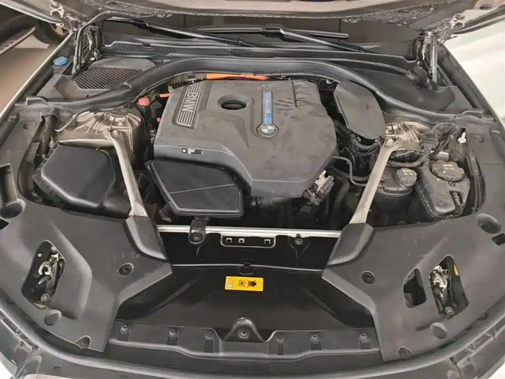 BMW 5 Series PHEV 2020 Mileage Upgrade Edition 530Le Pioneer Edition — миниатюра 20