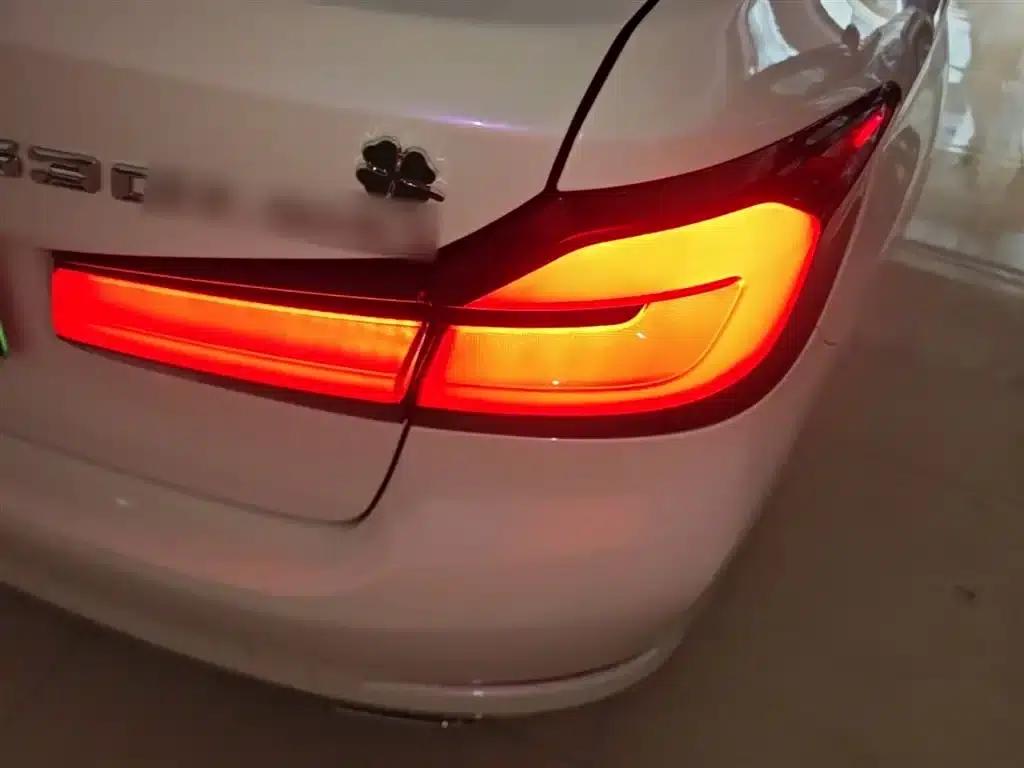 BMW 5 Series PHEV 2020 Mileage Upgrade Edition 530Le Pioneer Edition — миниатюра 8