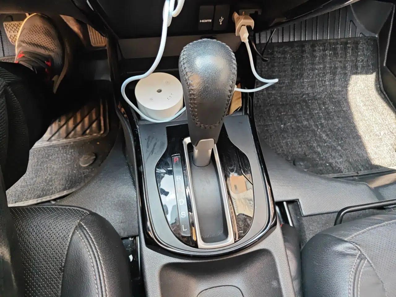 Honda Greiz 2016 1.5L CVT Luxury Edition — миниатюра 15