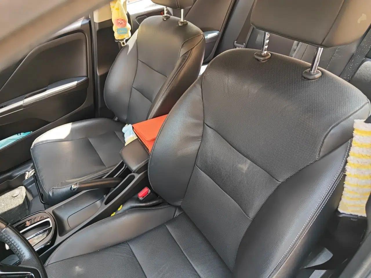 Honda Greiz 2016 1.5L CVT Luxury Edition — миниатюра 16