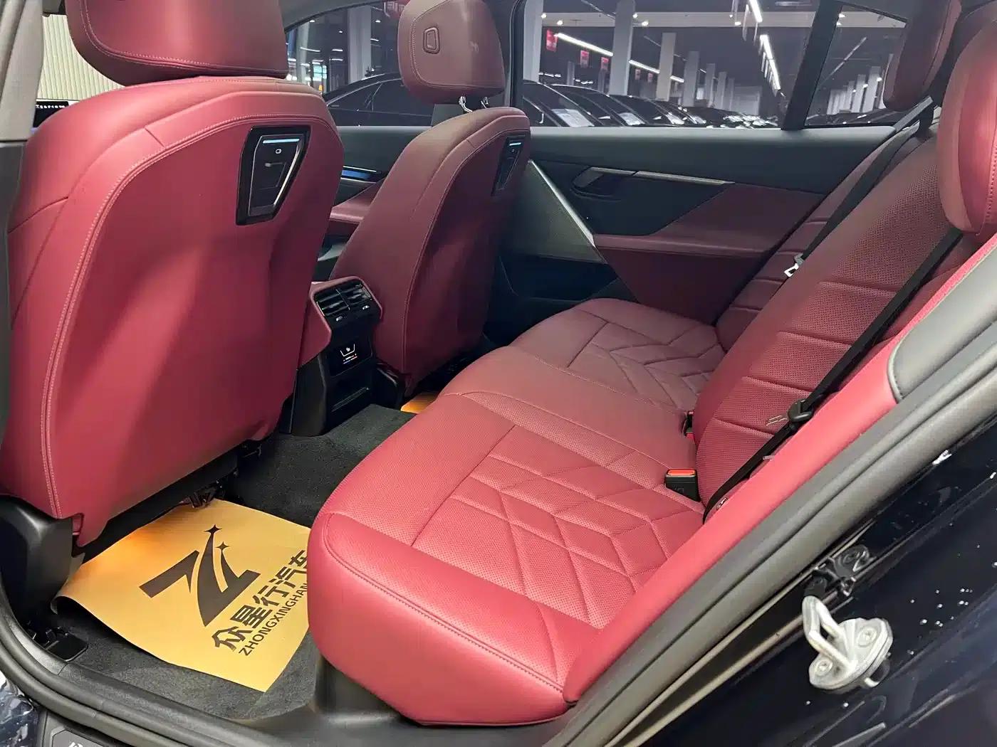 BMW i5 2024 eDrive 35L Premium Luxury Package — миниатюра 17