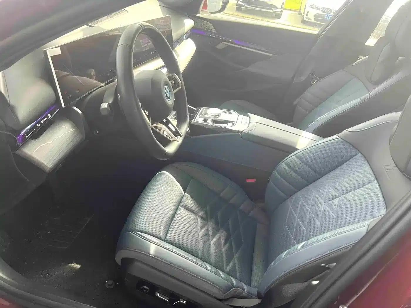 BMW i5 2024 eDrive 35L Premium M Sport Package — миниатюра 3
