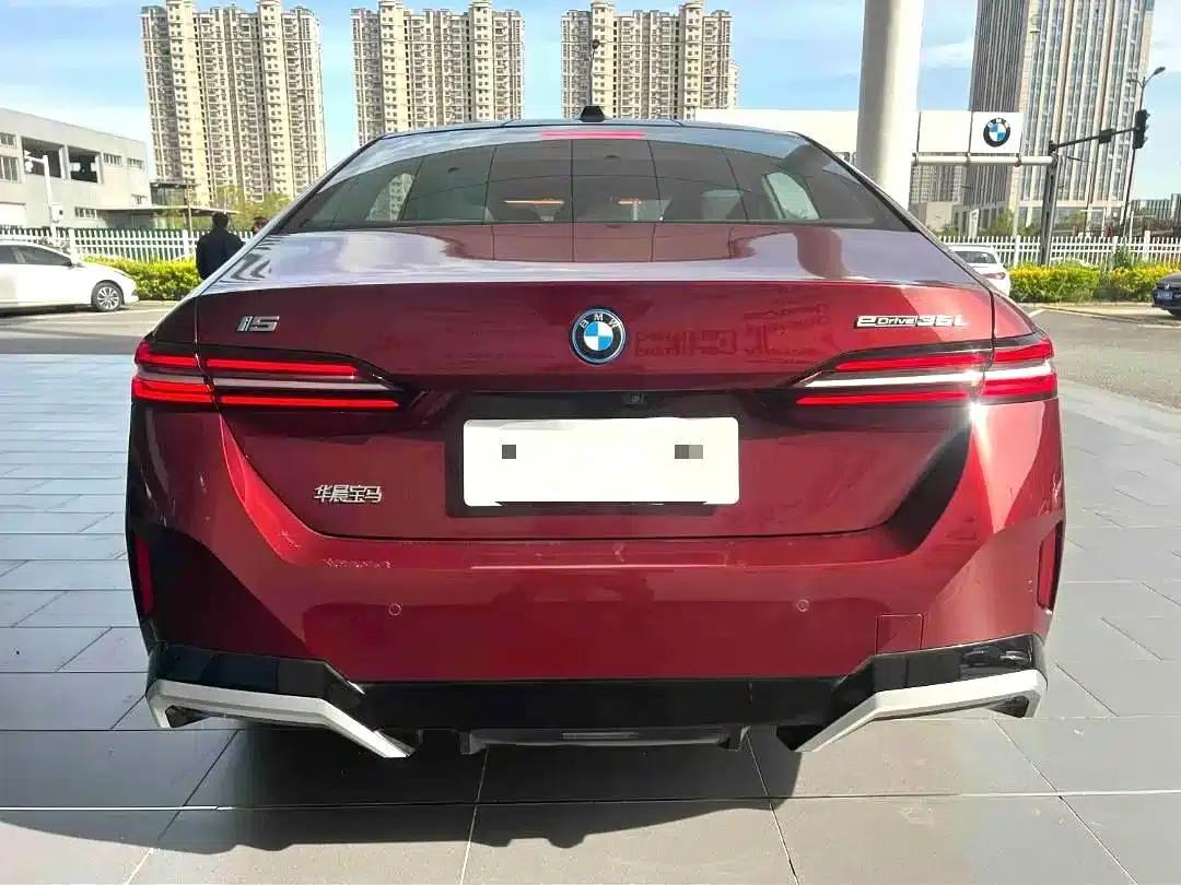 BMW i5 2024 eDrive 35L Premium M Sport Package — миниатюра 8