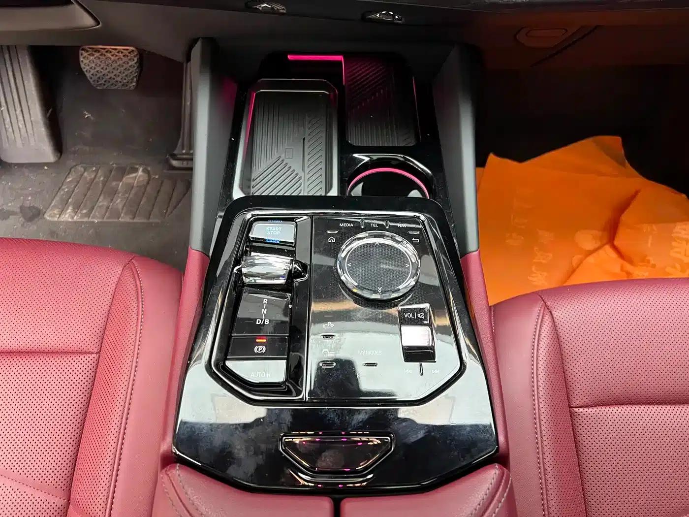 BMW i5 2024 eDrive 35L Premium Luxury Package — миниатюра 11