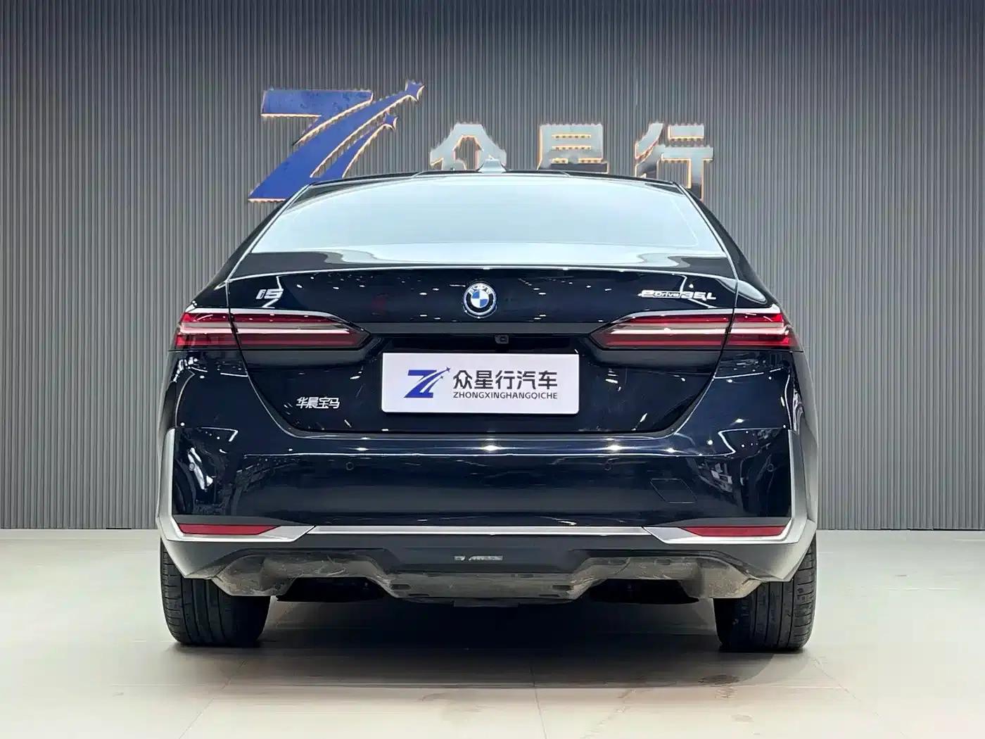 BMW i5 2024 eDrive 35L Premium Luxury Package — миниатюра 4