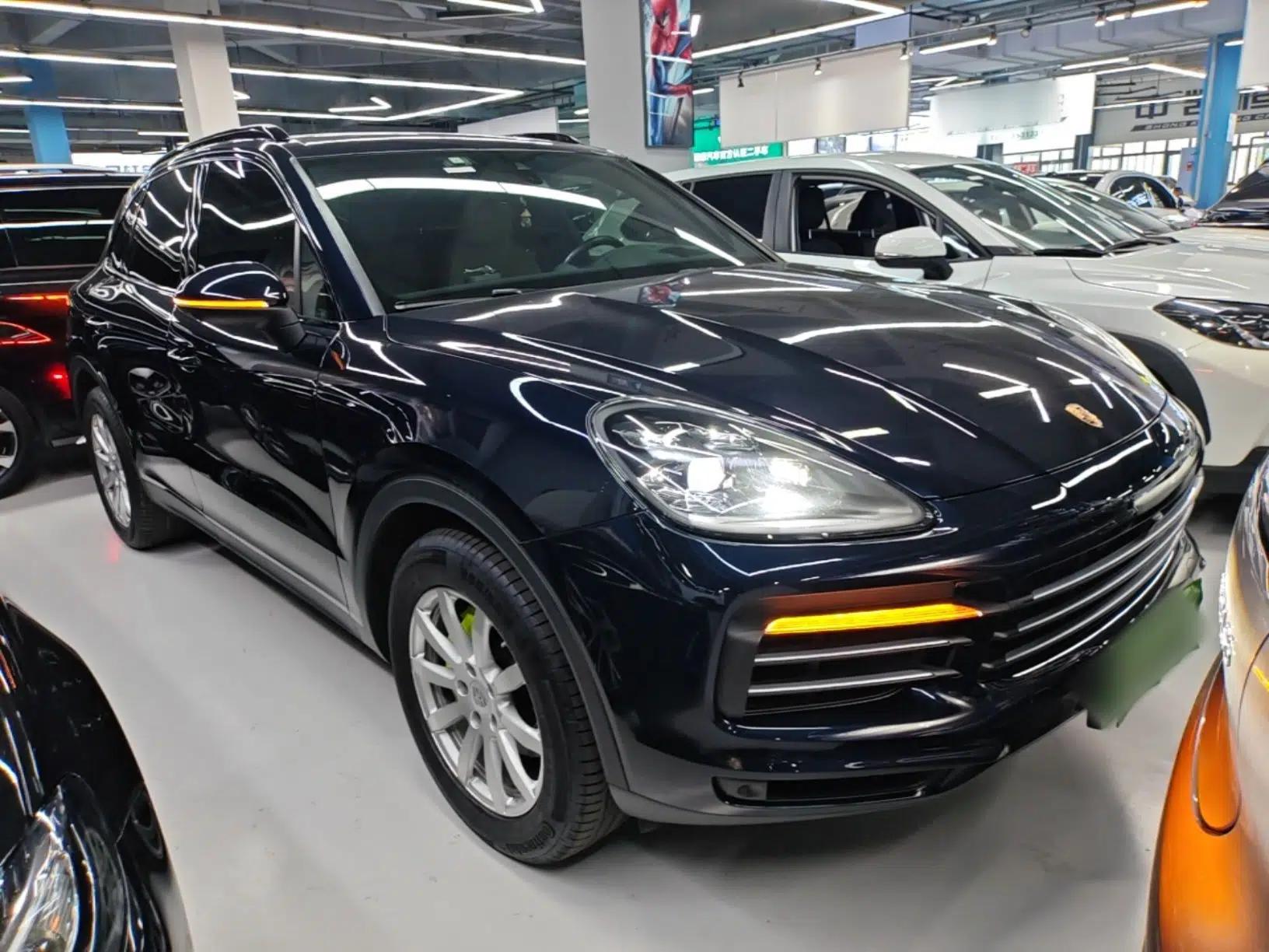 Porsche Cayenne E-Hybrid 2021 Cayenne E-Hybrid 2.0T — миниатюра 3