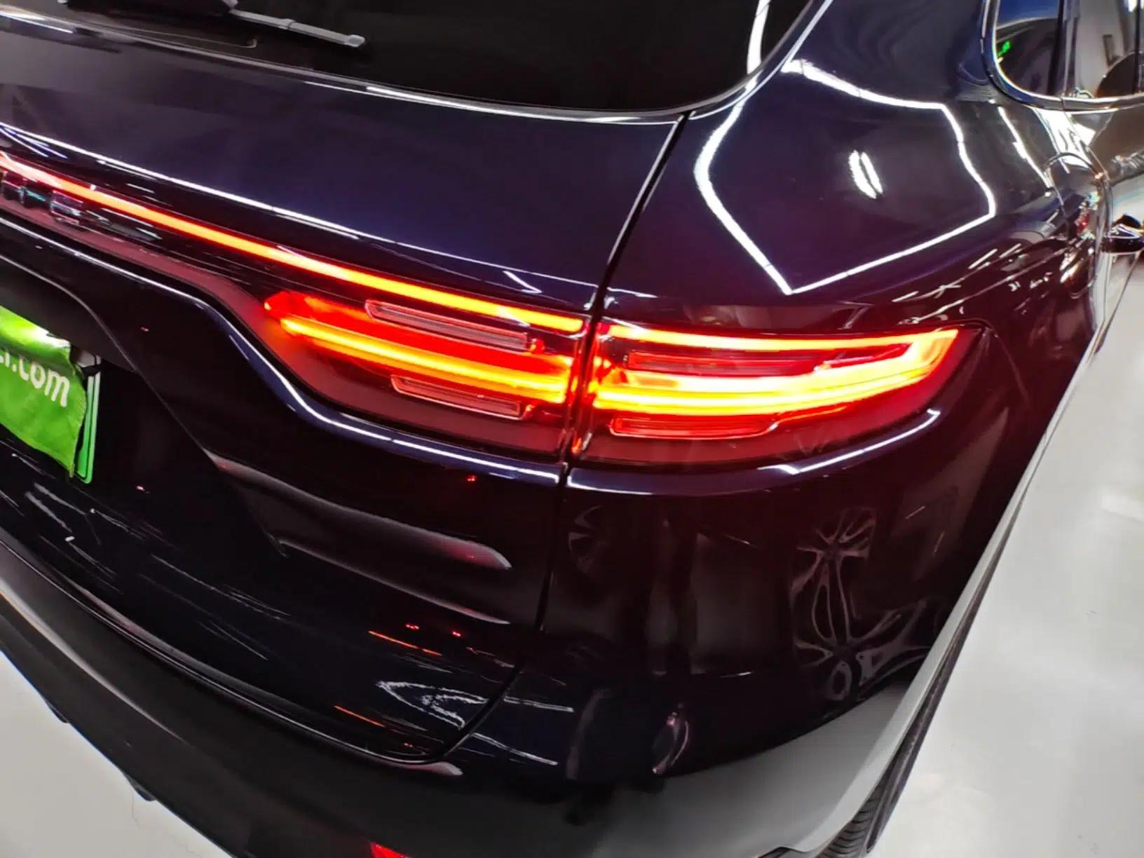 Porsche Cayenne E-Hybrid 2021 Cayenne E-Hybrid 2.0T — миниатюра 7