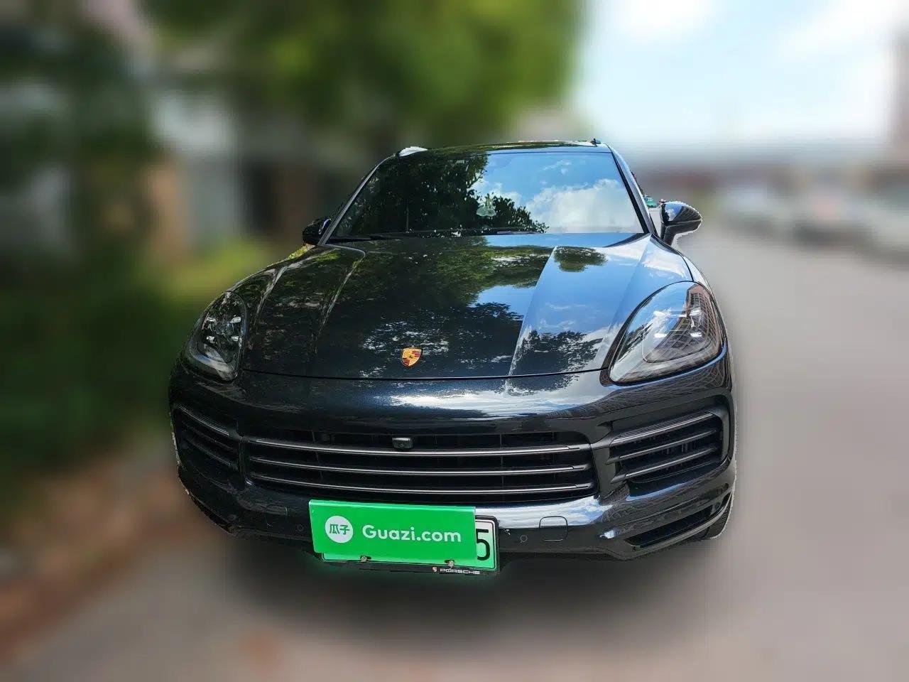 Porsche Cayenne E-Hybrid 2023 Cayenne E-Hybrid 2.0T Platinum Edition — миниатюра 2