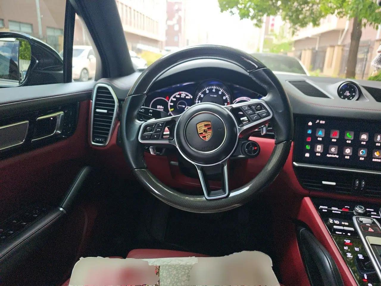 Porsche Cayenne E-Hybrid 2023 Cayenne E-Hybrid 2.0T Platinum Edition — миниатюра 11