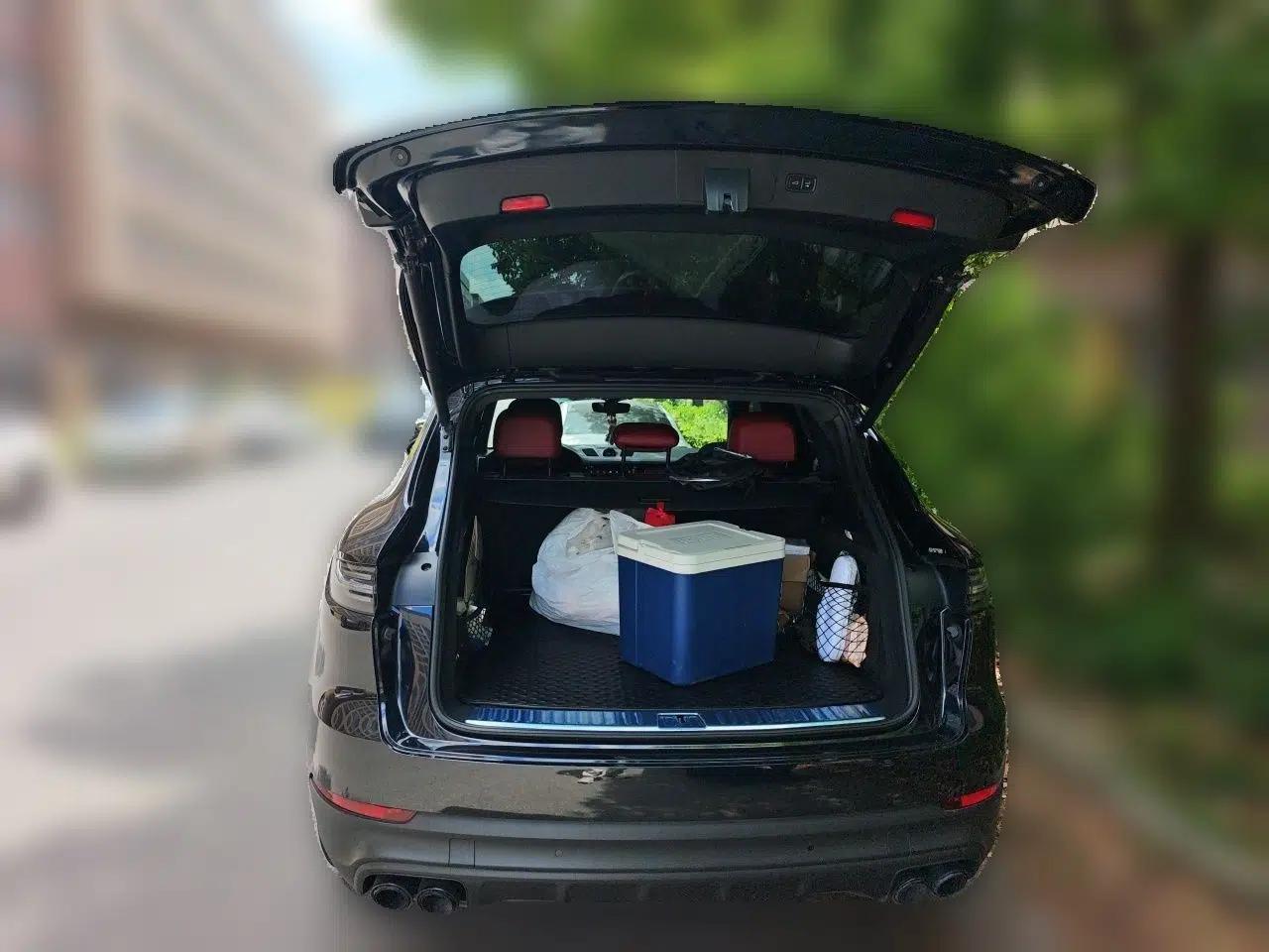 Porsche Cayenne E-Hybrid 2023 Cayenne E-Hybrid 2.0T Platinum Edition — миниатюра 20