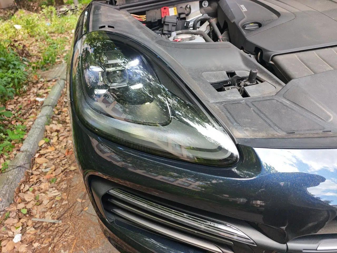 Porsche Cayenne E-Hybrid 2023 Cayenne E-Hybrid 2.0T Platinum Edition — миниатюра 7