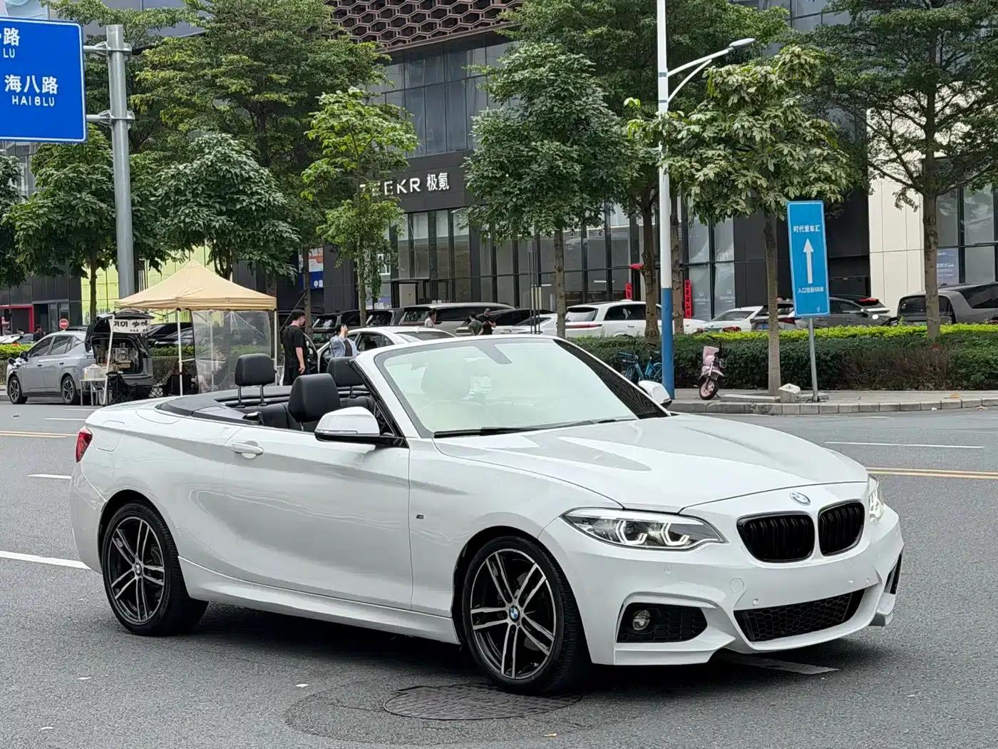 2019 BMW 2 Series Imported 225i Convertible Coupe, M Sport Package — миниатюра 3