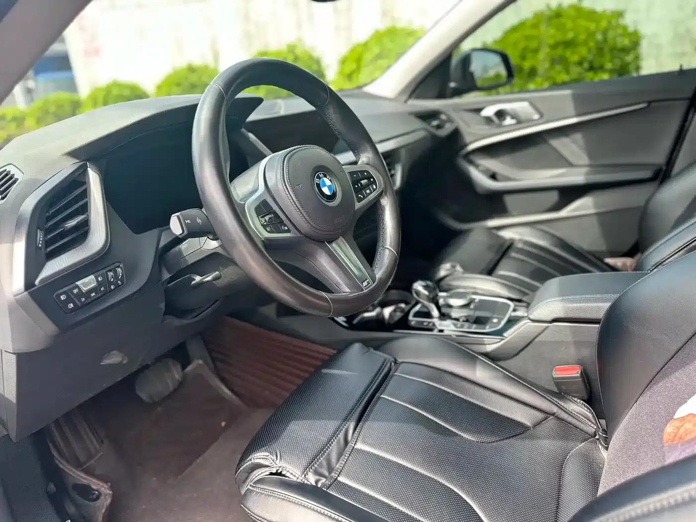 2021 BMW 2 Series Imported 225i Four-Door Coupe M Sport Shadow Edition — миниатюра 8