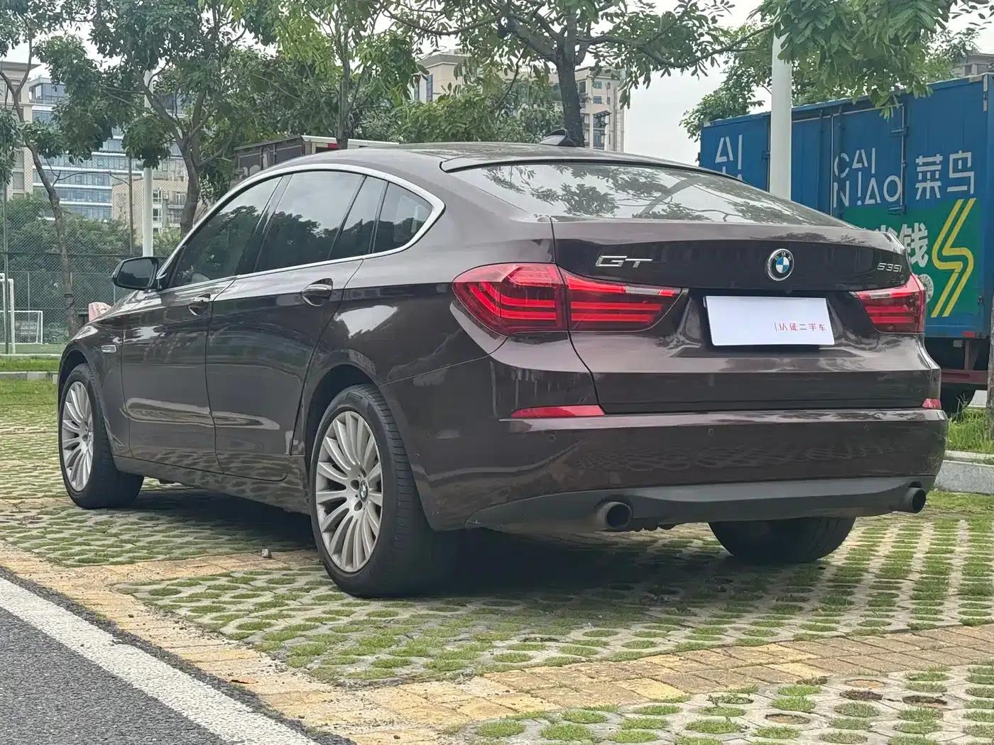 BMW 5 Series GT 2014 535i Leading Edition — миниатюра 8