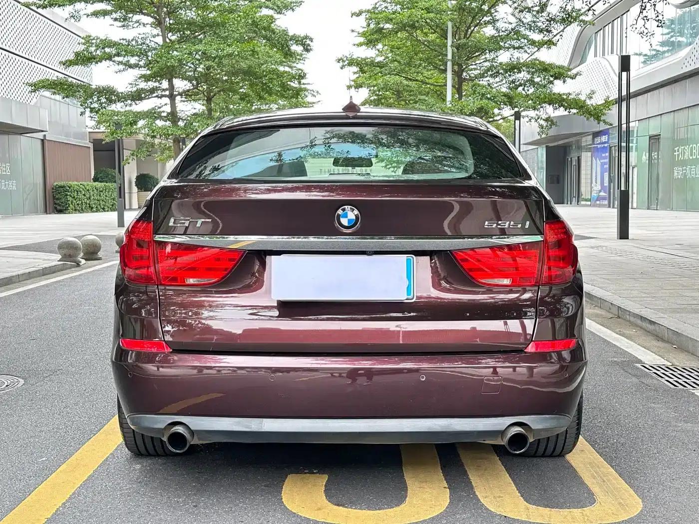 BMW 5 Series GT 2013 535i Leading Edition — миниатюра 20