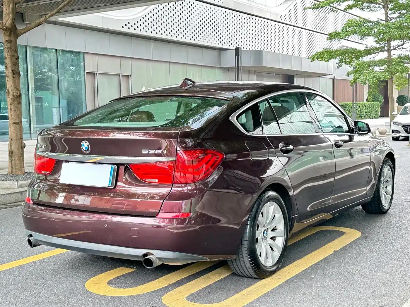 BMW 5 Series GT 2013 535i Leading Edition — миниатюра 21