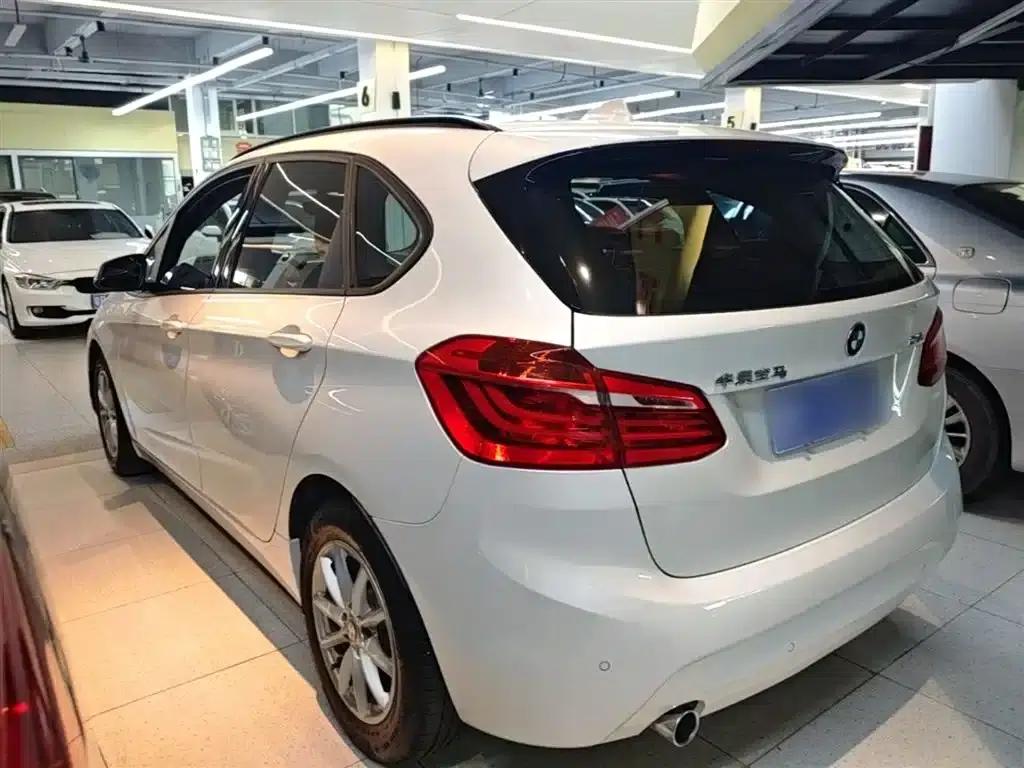 2016 BMW 2 Series Gran Tourer 218i Fashion Edition — миниатюра 5