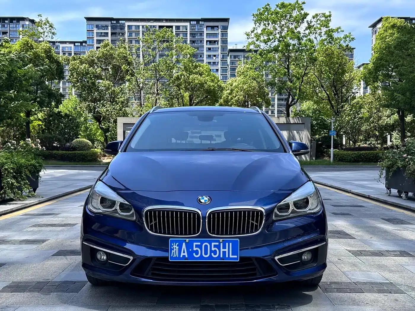 2014 BMW 2 Series Gran Tourer 220i Luxury Design Package (Imported) — миниатюра 2