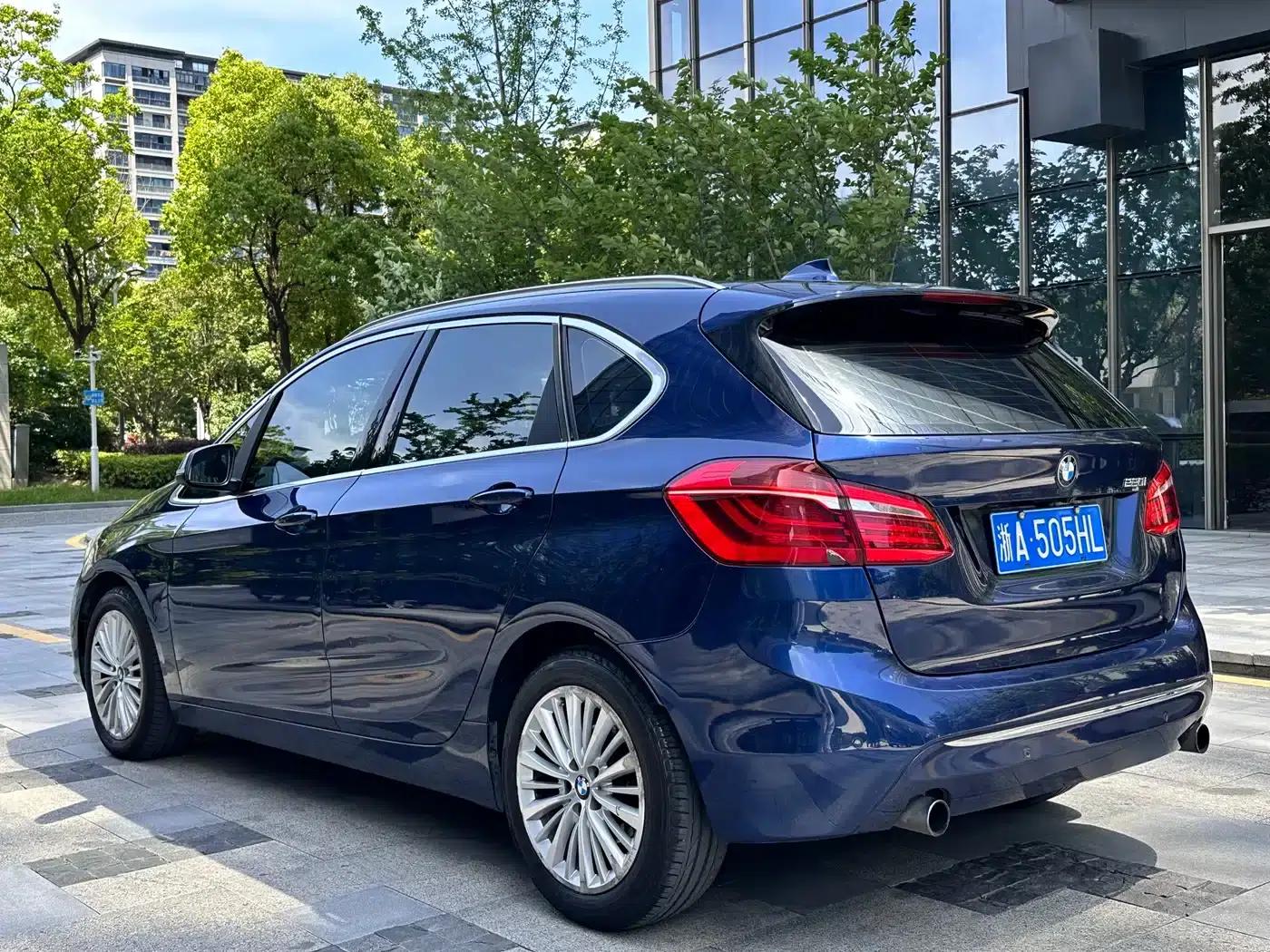 2014 BMW 2 Series Gran Tourer 220i Luxury Design Package (Imported) — миниатюра 6