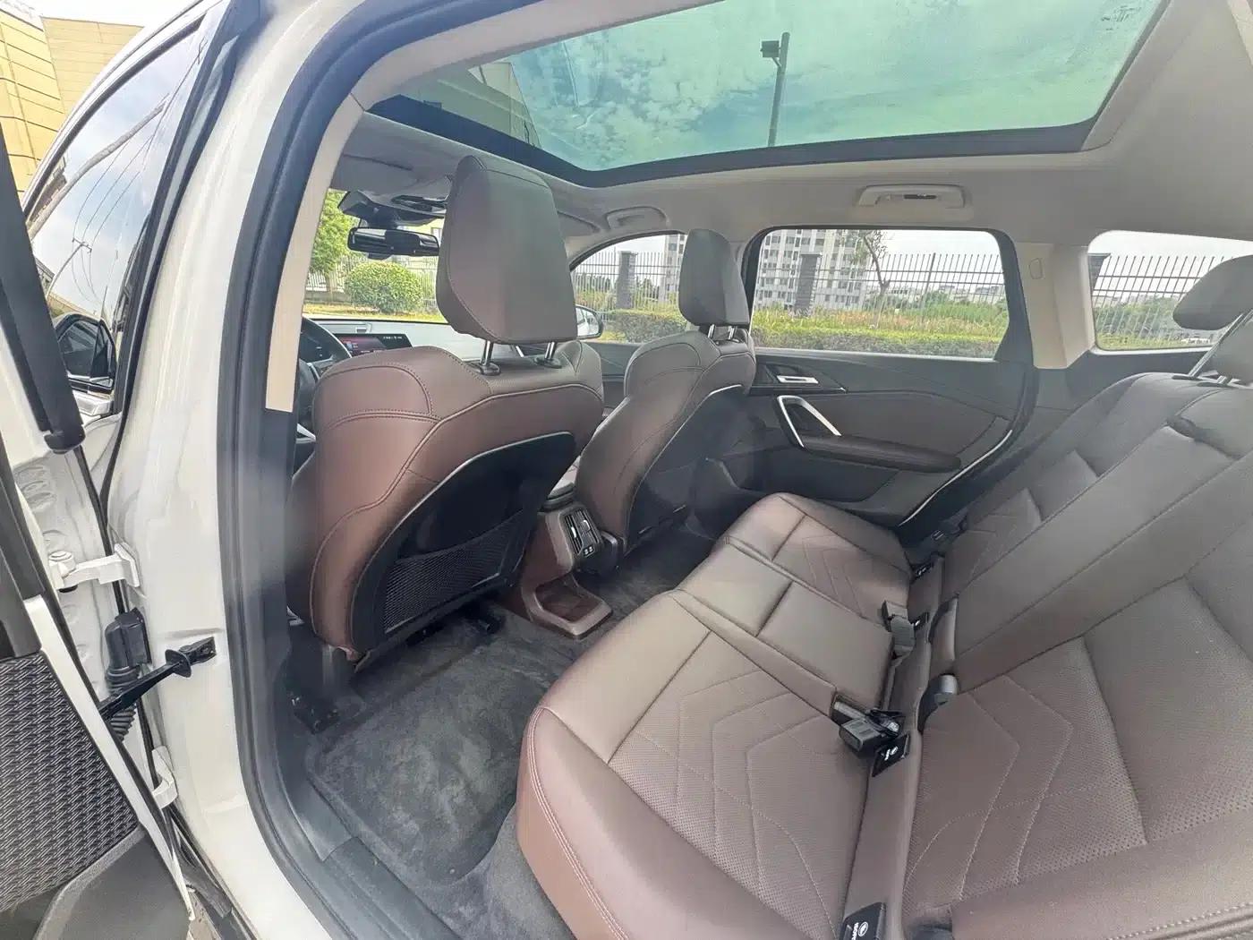 BMW iX1 2023 eDrive25L X Design Package — миниатюра 8
