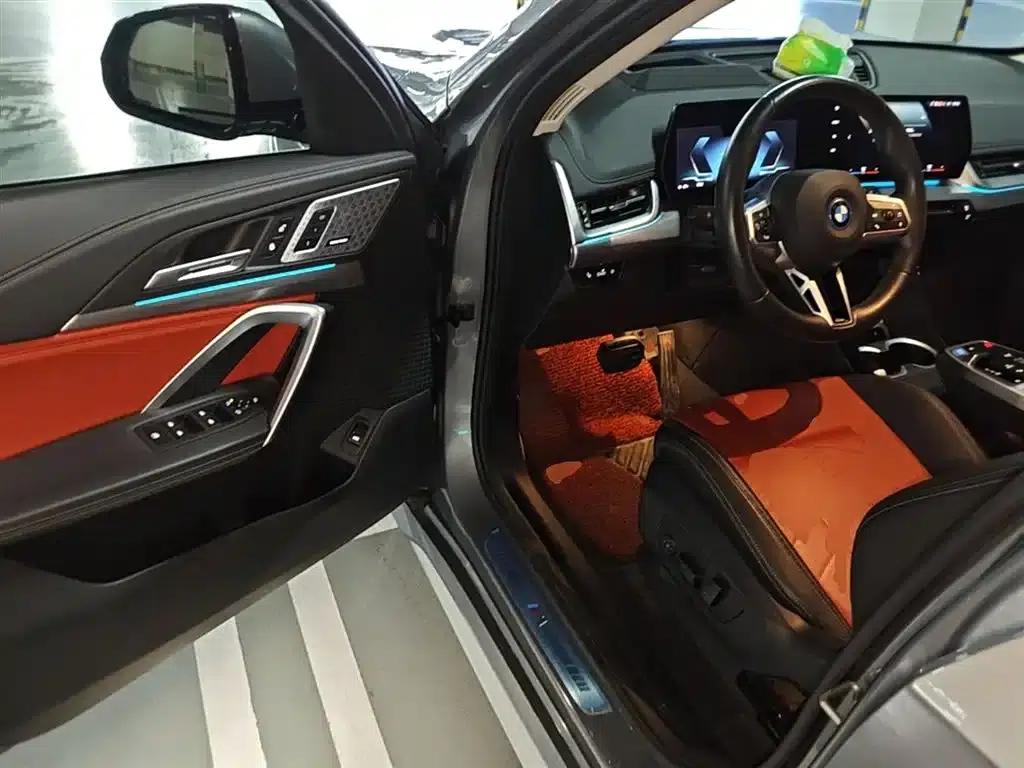 BMW iX1 2025 xDrive30L X Design Package — миниатюра 16